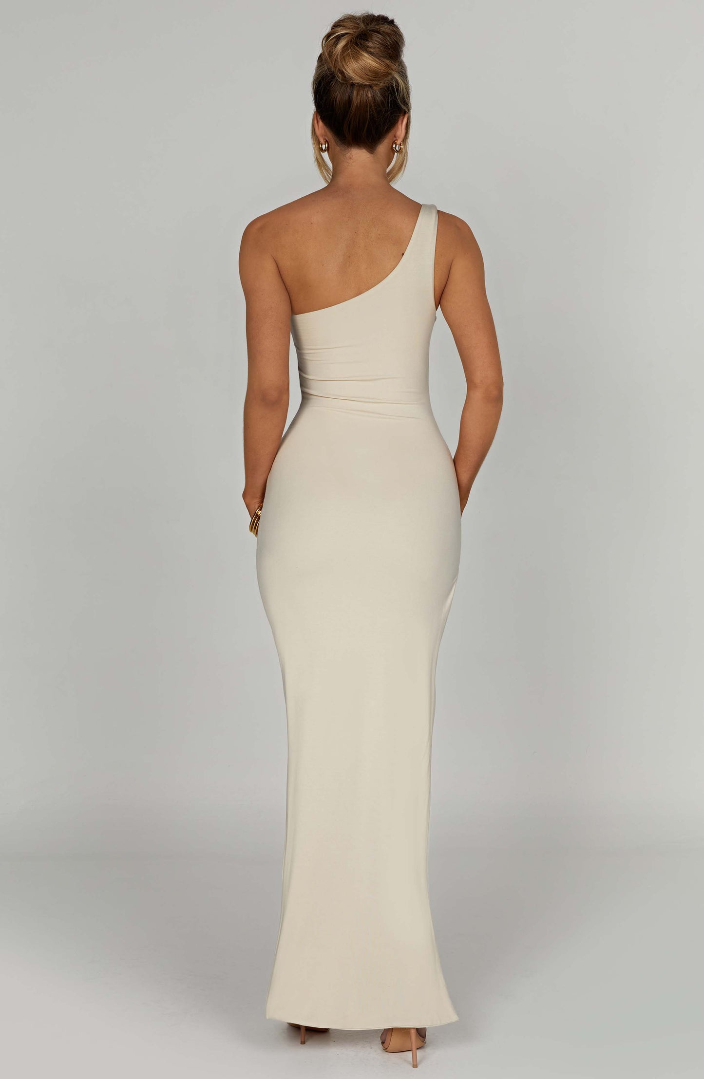  London Maxi Dress - Cream - Dress - DYAVOR® 