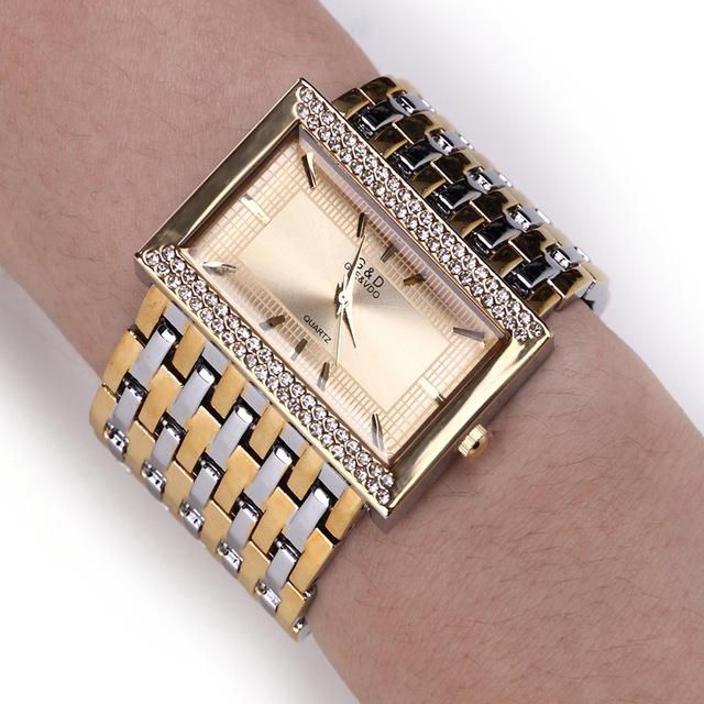 Stainless Steel Chain Fashion Gold Quartz Square Watch for Women